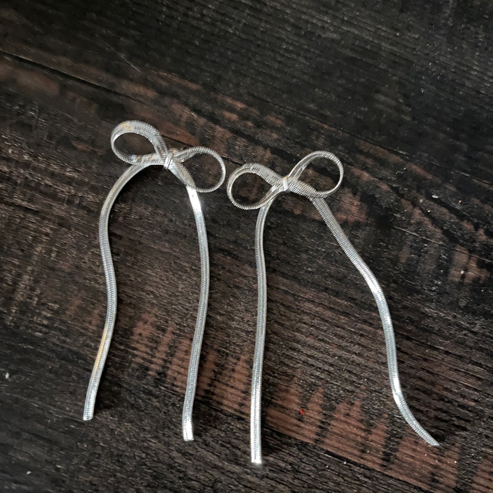 Elegant Silver Bow Earrings